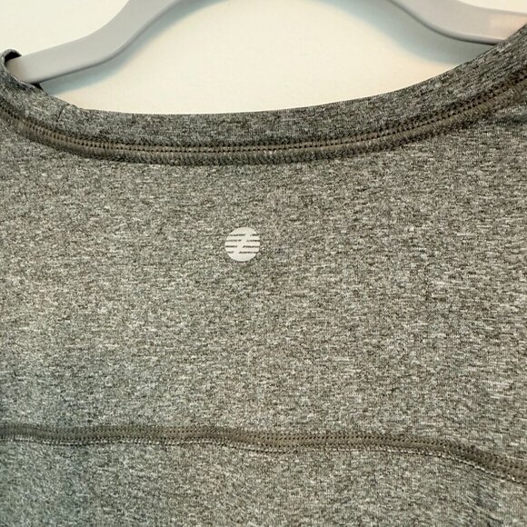 🩶 Z by Zella Long Sleeve Performance Shirt - XL 🩶 - Picture 3 of 4